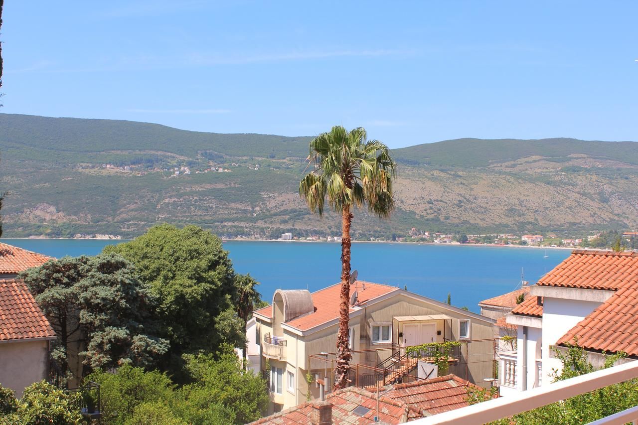 Гостевой дом Guest House Tomanovic Херцег-Нови-9