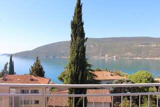 Гостевой дом Guest House Tomanovic Херцег-Нови Апартаменты с видом на море-13